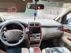Toyota Ipsum